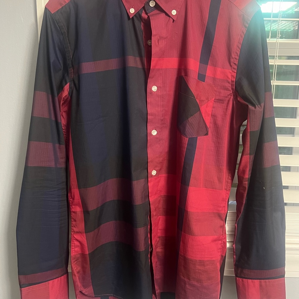 Burberry long sleeve checkered navy and cherry red shirt. Size L.